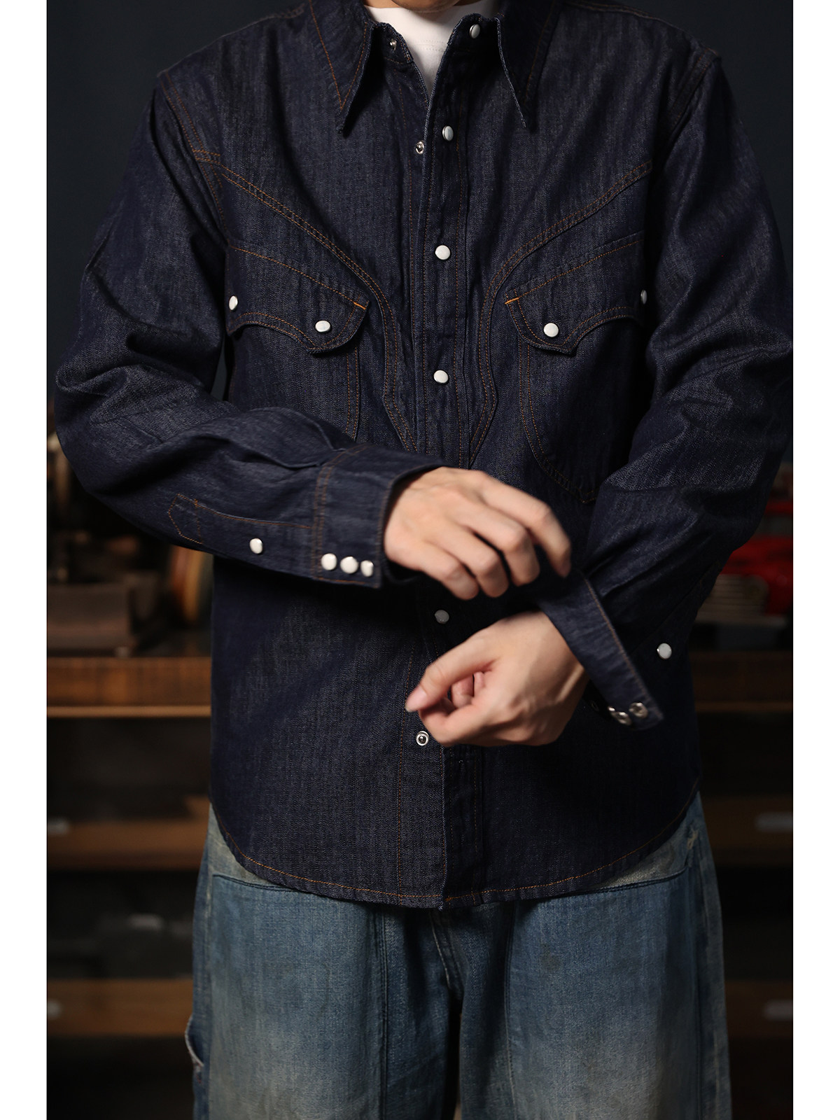 Ковбойская рубашка в западном  – обзор и цена Mens Western Denim Pearl Snap Shirt